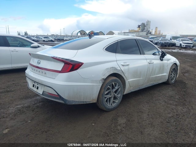 Продажа на аукционе авто 2021 Hyundai Sonata Preferred, vin: 5NPEG4JA6MH126145, номер лота: 12576544
