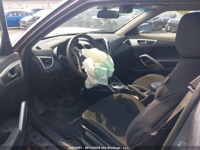 2017 Hyundai Veloster Se/tech მანქანა იყიდება აუქციონზე, vin: KMHTC6AD9HU306168, აუქციონის ნომერი: 12576551