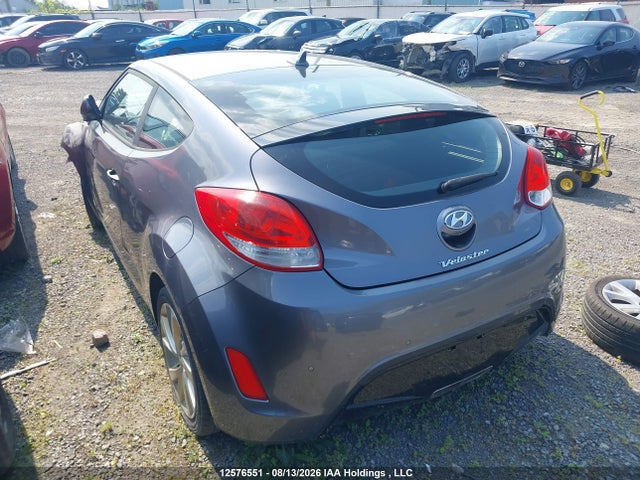 2017 Hyundai Veloster Se/tech მანქანა იყიდება აუქციონზე, vin: KMHTC6AD9HU306168, აუქციონის ნომერი: 12576551