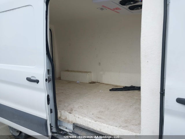 Ford Transit-350 2016 1FTBW2CM9GKA91222 Image 8