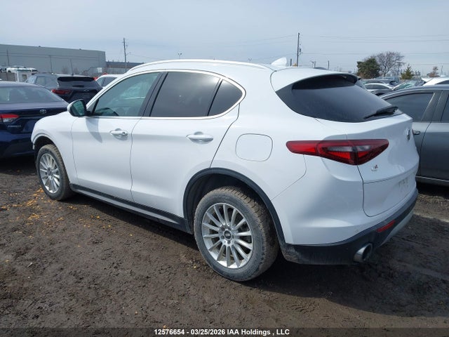 ZASFAKAN9J7B69673 Alfa Romeo Stelvio