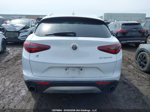 ZASFAKAN9J7B69673 Alfa Romeo Stelvio