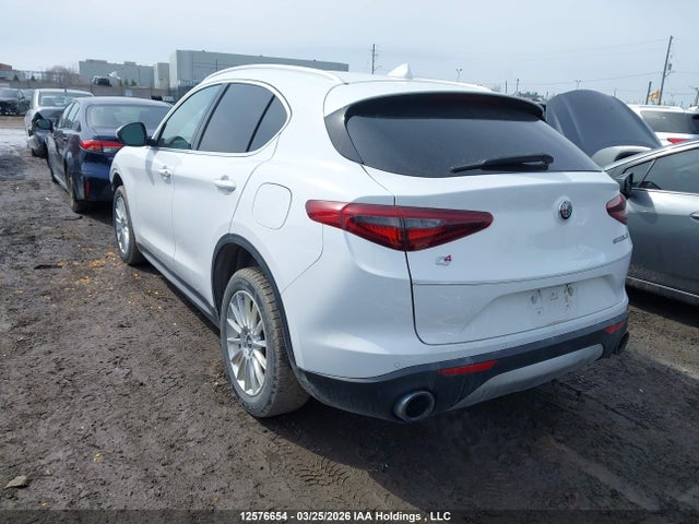 ZASFAKAN9J7B69673 Alfa Romeo Stelvio
