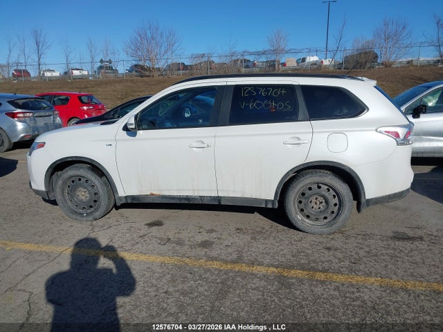 JA4JZ3AX3FZ600405 Mitsubishi Outlander