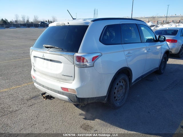 JA4JZ3AX3FZ600405 Mitsubishi Outlander