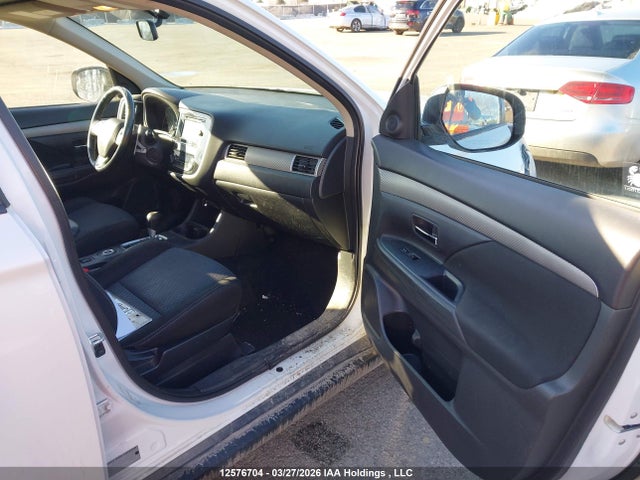 JA4JZ3AX3FZ600405 Mitsubishi Outlander