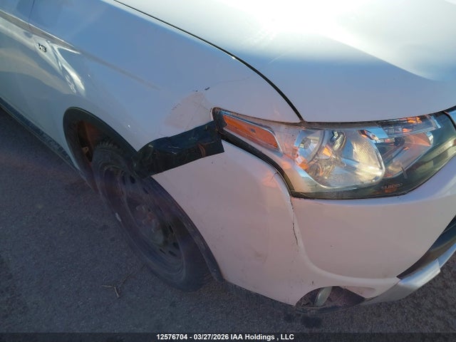 JA4JZ3AX3FZ600405 Mitsubishi Outlander