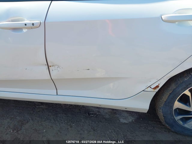 Honda CIVIC EX 2019 2HGFC2F78KH017629 Image 19