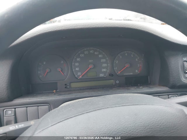 1998 Volvo S70 მანქანა იყიდება აუქციონზე, vin: YV1LS5586W3487516, აუქციონის ნომერი: 12576786