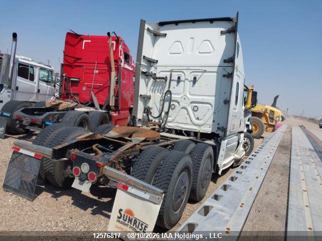 Freightliner Cascadia 126 2020 1FUJHHDR0LLKW9633 Image 5