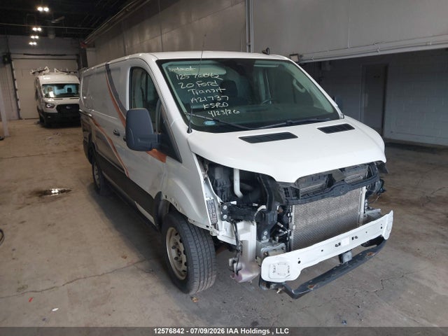 Ford Transit-150 Cargo 2020 1FTYE1Y84LKA21737 zdjęcie główne