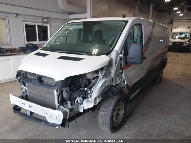 Ford Transit-150 Cargo 2020 1FTYE1Y84LKA21737 Image 2