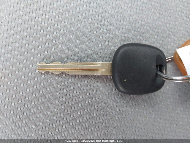 12576869 :رقم المزاد ، JTDKTUD39DD557547 vin ، 2013 Toyota Yaris مزاد بيع