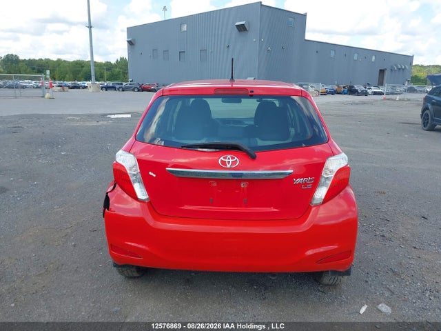 12576869 :رقم المزاد ، JTDKTUD39DD557547 vin ، 2013 Toyota Yaris مزاد بيع