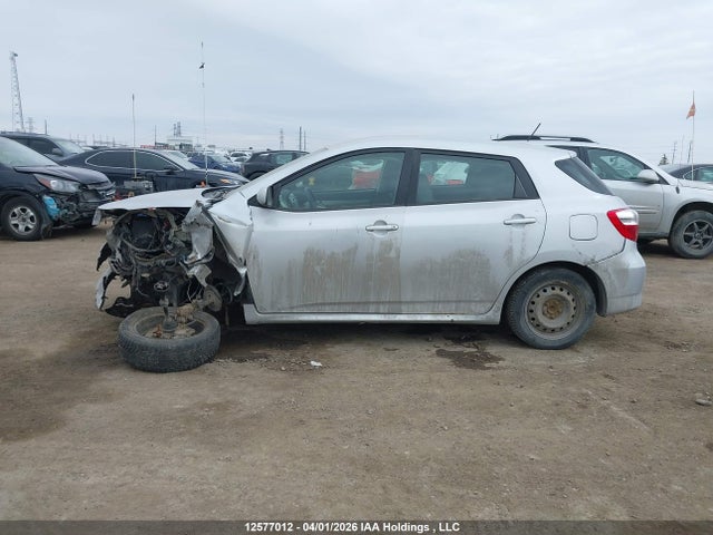 12577012 :رقم المزاد ، 2T1KE4EE2AC035779 vin ، 2010 Toyota Corolla Matrix S مزاد بيع