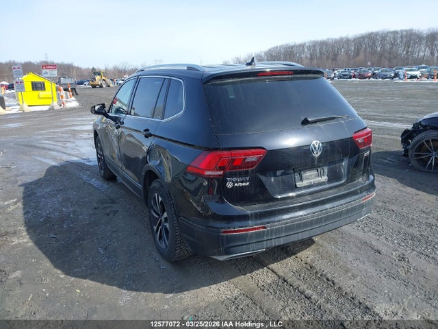 3VV2B7AX5LM089560 Volkswagen Tiguan