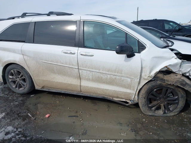 2024 Toyota Sienna მანქანა იყიდება აუქციონზე, vin: 5TDGSKFC4RS109545, აუქციონის ნომერი: 12577111