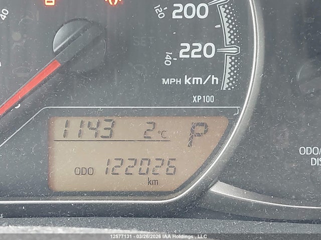 VNKKTUD34FA032326 Toyota YARIS LE
