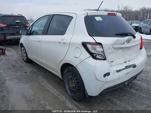 VNKKTUD34FA032326 Toyota YARIS LE