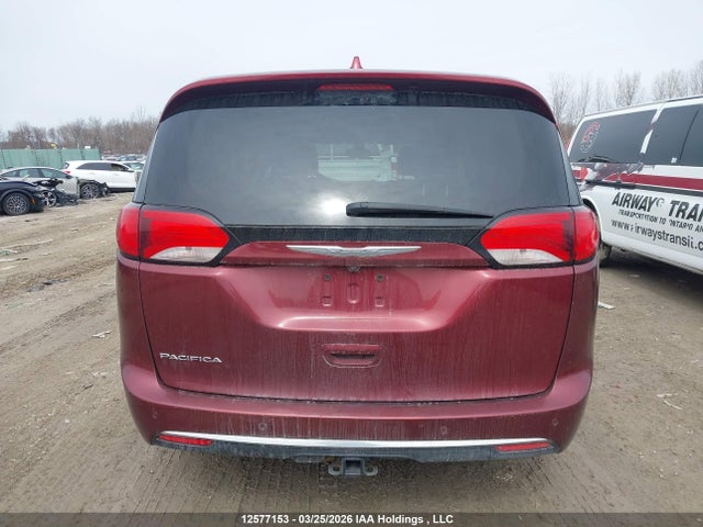 2017 Chrysler Pacifica Touring-l Plus მანქანა იყიდება აუქციონზე, vin: 2C4RC1EG3HR556024, აუქციონის ნომერი: 12577153