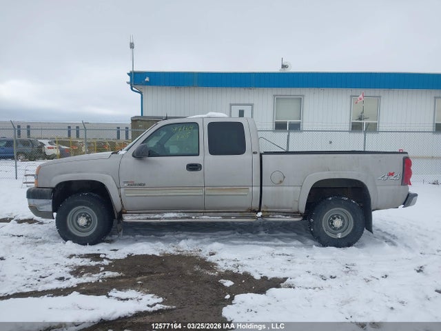 Aukcja sprzedaży 2004 Chevrolet Silverado K2500 Heavy Duty, vin: 1GCHK29114E158442, numer aukcji: 12577164