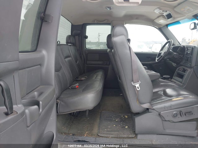 Aukcja sprzedaży 2004 Chevrolet Silverado K2500 Heavy Duty, vin: 1GCHK29114E158442, numer aukcji: 12577164