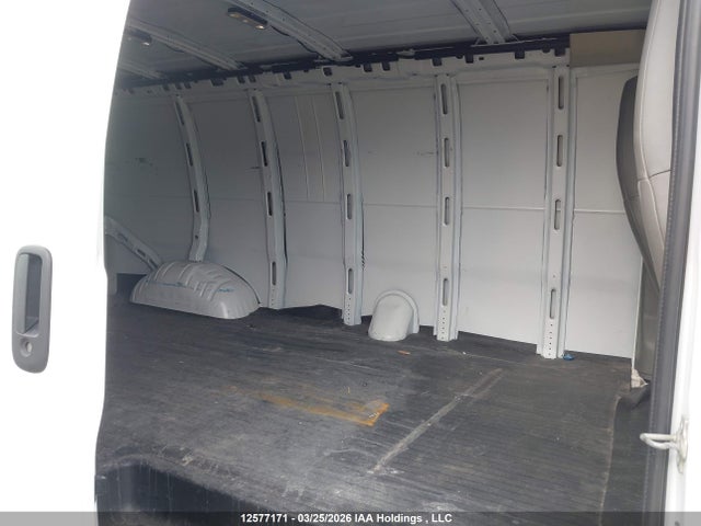 1GTW7BFP3R1257070 GMC Savana G2500