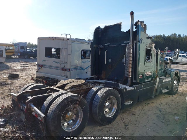12577175 :رقم المزاد ، 1XKADR9X3YR957893 vin ، 2000 Kenworth T600 مزاد بيع