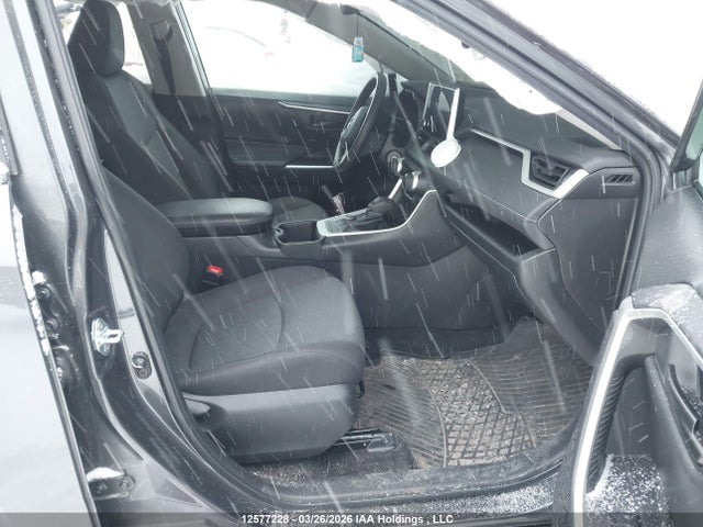 2T3BWRFV3PW163276 Toyota RAV4 LE