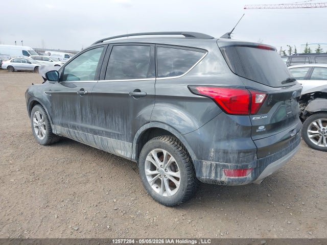 Продажа на аукционе авто 2019 Ford Escape Se, vin: 1FMCU9GD7KUB90174, номер лота: 12577284