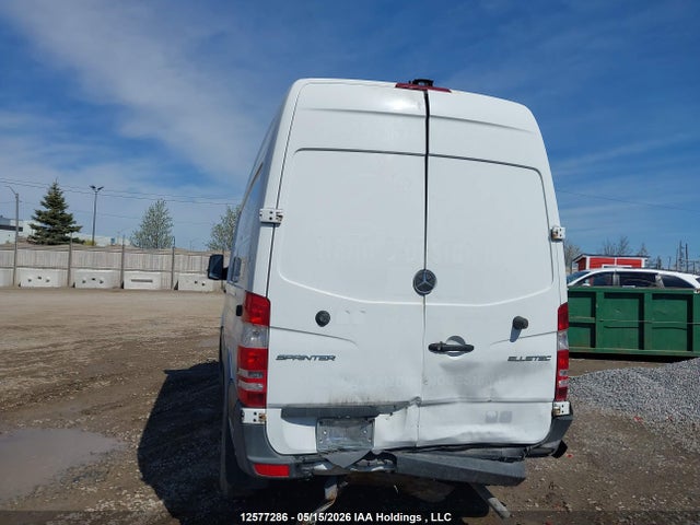 2015 Mercedes-benz Sprinter 2500 მანქანა იყიდება აუქციონზე, vin: WD3BE7DCXFP162543, აუქციონის ნომერი: 12577286