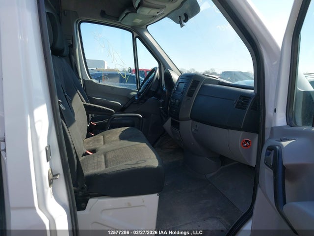 2015 Mercedes-benz Sprinter 2500 მანქანა იყიდება აუქციონზე, vin: WD3BE7DCXFP162543, აუქციონის ნომერი: 12577286