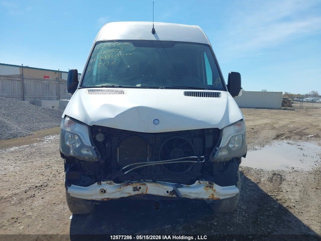 2015 Mercedes-benz Sprinter 2500 მანქანა იყიდება აუქციონზე, vin: WD3BE7DCXFP162543, აუქციონის ნომერი: 12577286