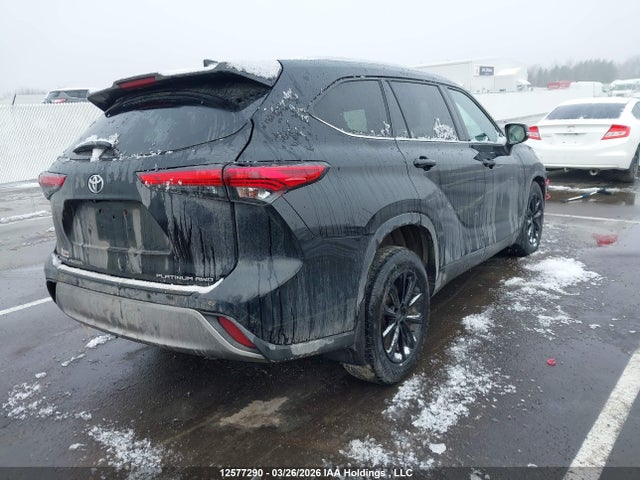 5TDFZRBH2NS187589 Toyota Highlander Platinum