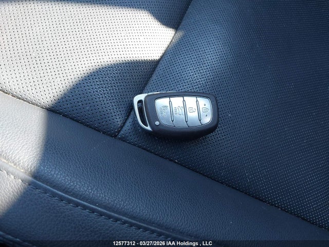 KM8J3CA45HU520869 Hyundai Tucson Limited/sport And Eco/se