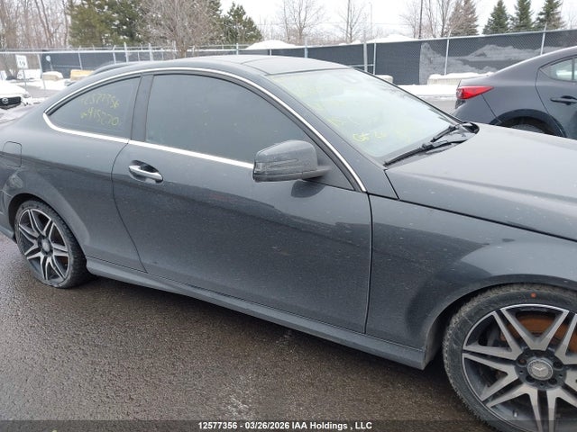 12577356 :رقم المزاد ، WDDGJ8JB9FG415270 vin ، 2015 Mercedes-benz C 350 4matic مزاد بيع