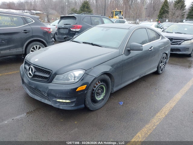 12577356 :رقم المزاد ، WDDGJ8JB9FG415270 vin ، 2015 Mercedes-benz C 350 4matic مزاد بيع