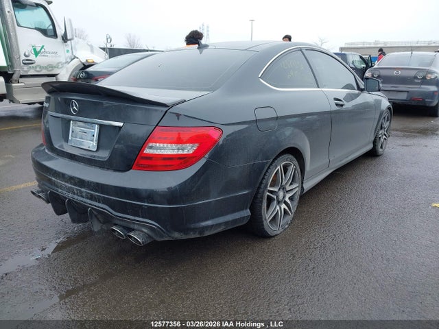 12577356 :رقم المزاد ، WDDGJ8JB9FG415270 vin ، 2015 Mercedes-benz C 350 4matic مزاد بيع