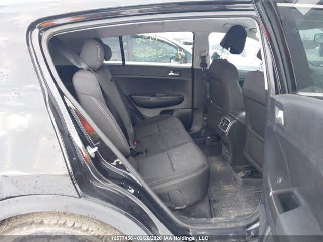 KNDPMCAC2H7135920 KIA Sportage Lx