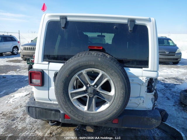 1C4HJXEN3MW863374 Jeep Wrangler Unlimited Sahara