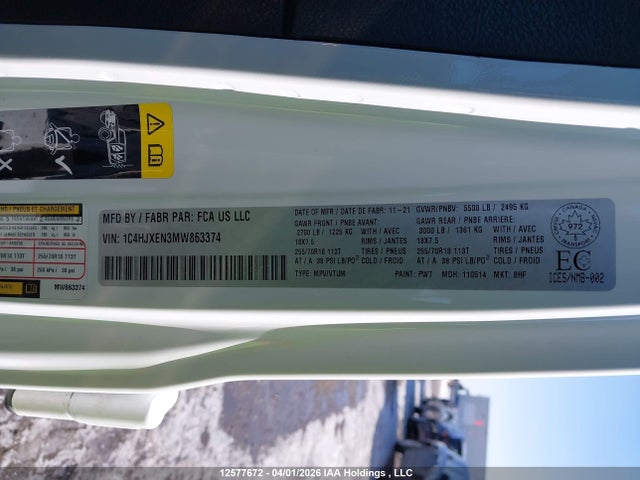 1C4HJXEN3MW863374 Jeep Wrangler Unlimited Sahara