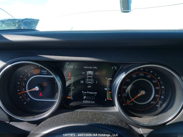 1C4HJXEN3MW863374 Jeep Wrangler Unlimited Sahara