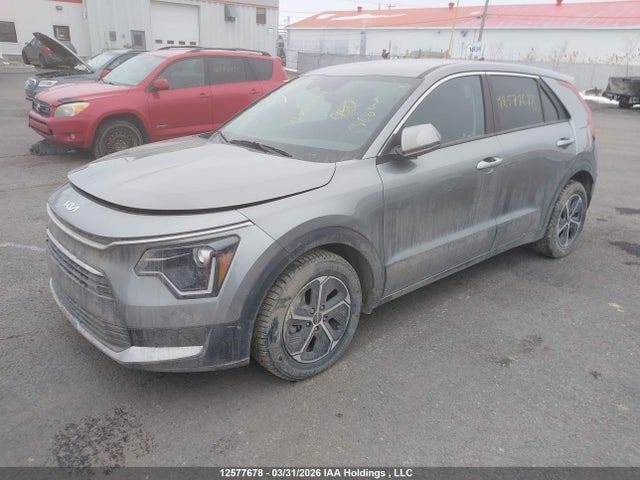 KNDCP3LE9S5253924 KIA Niro