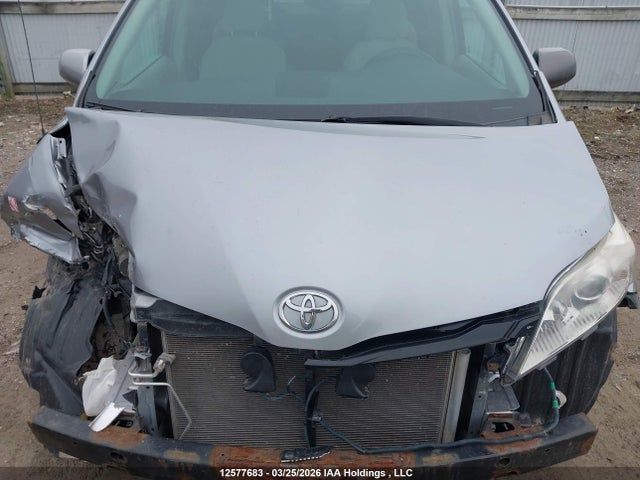 Продаж на аукціоні авто 2012 Toyota Sienna Le V6, vin: 5TDKK3DCXCS238254, номер лоту: 12577683