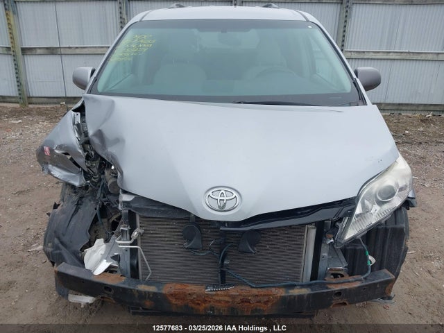 Продаж на аукціоні авто 2012 Toyota Sienna Le V6, vin: 5TDKK3DCXCS238254, номер лоту: 12577683