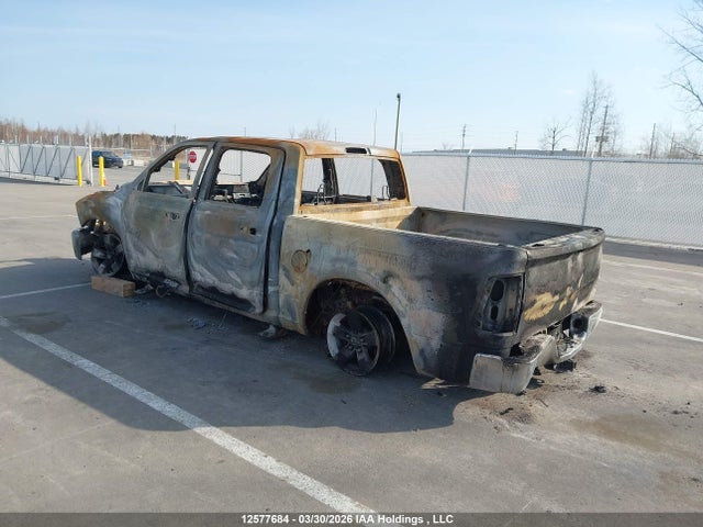 1C6RR7LT4KS532443 RAM 1500 Classic Slt