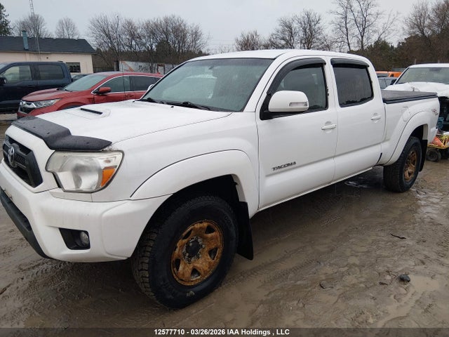 2013 Toyota Tacoma V6 მანქანა იყიდება აუქციონზე, vin: 5TFMU4FN0DX014364, აუქციონის ნომერი: 12577710