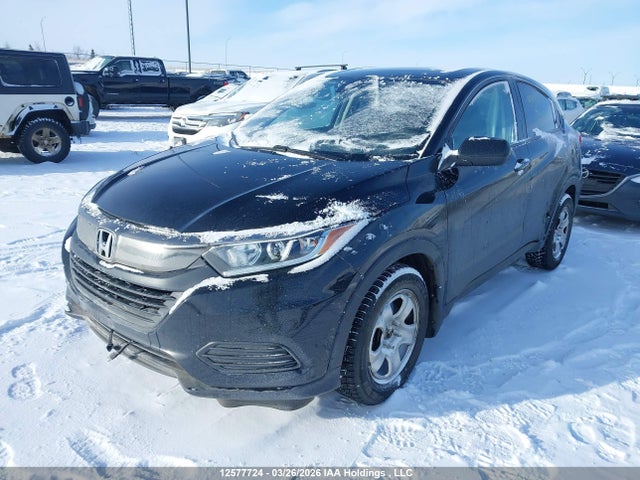 3CZRU6H37NM104335 Honda HR-V LX