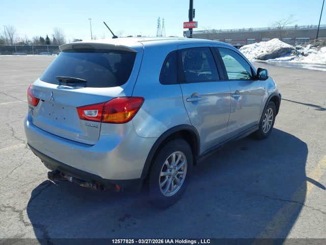 JA4AH3AU7GZ612633 Mitsubishi Rvr Se/es