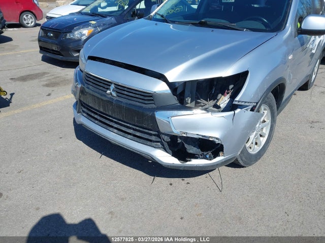 JA4AH3AU7GZ612633 Mitsubishi Rvr Se/es